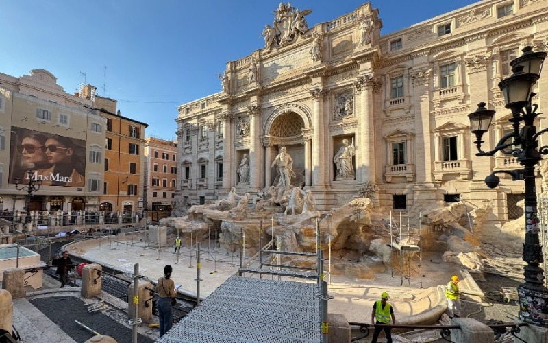 Roma regula el ingreso a la Fontana de Trevi para evitar las aglomeraciones tras su restauración