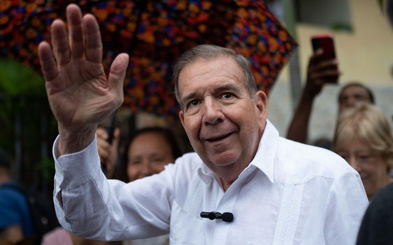 Edmundo González se solidarizó con víctimas del Huracán "Milton”
