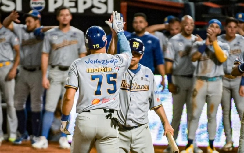 Navegantes del Magallanes y Estrellas Orientales se imponen en el inicio de la serie Choque de Gigantes en Miami