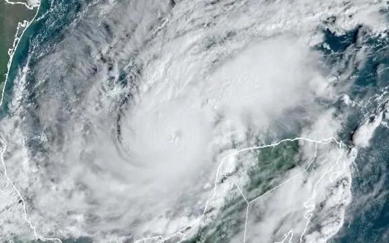 Huracán Milton alcanza rápidamente categoría 5 en el Golfo de México rumbo a Florida