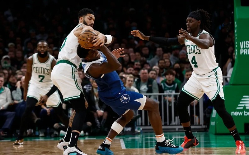 Boston Celtics sufre ante Minnesota Timberwolves pero encadenan cinco triunfos seguidos