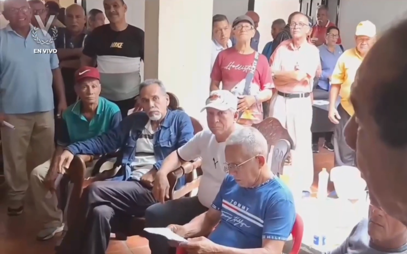 Funcionarios jubilados de la policía de Carabobo exigen mejora en sus condiciones de vida