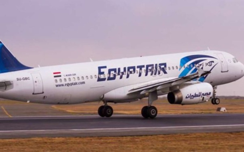 Aerolíneas de Egipto y Emiratos cancelan y desvían vuelos tras ataques de Israel en Irán