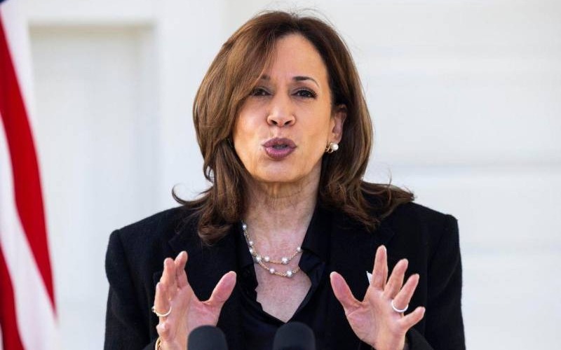 Kamala Harris visita tres estados clave y anima a los jóvenes a votar
