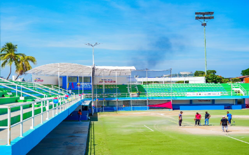 Renovado el estadio Jesús Rizales de Guanta en Anzoátegui