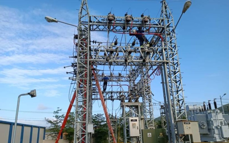 Colombia suspende la venta de energía a Ecuador