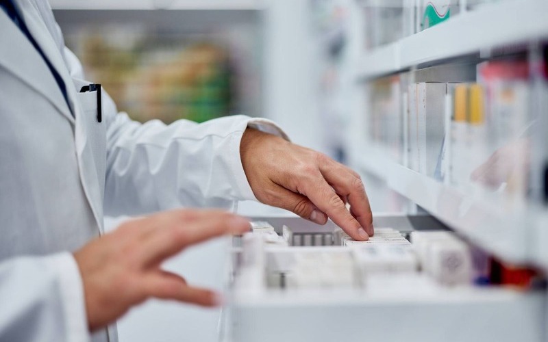 Desestiman eficacia del omeprazol ante excesos navideños