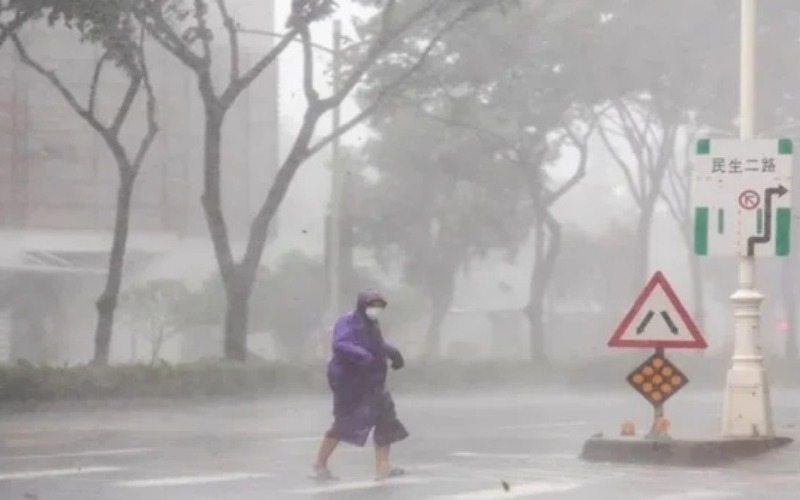 El tifón Krathon causa estragos en el sur de Taiwán