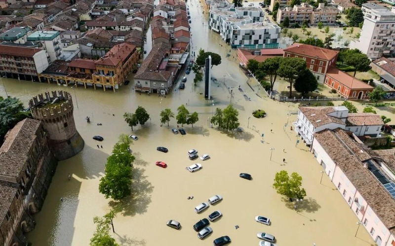 Un fallecido y más de 2.000 personas evacuadas por fuertes lluvias e inundaciones en Italia