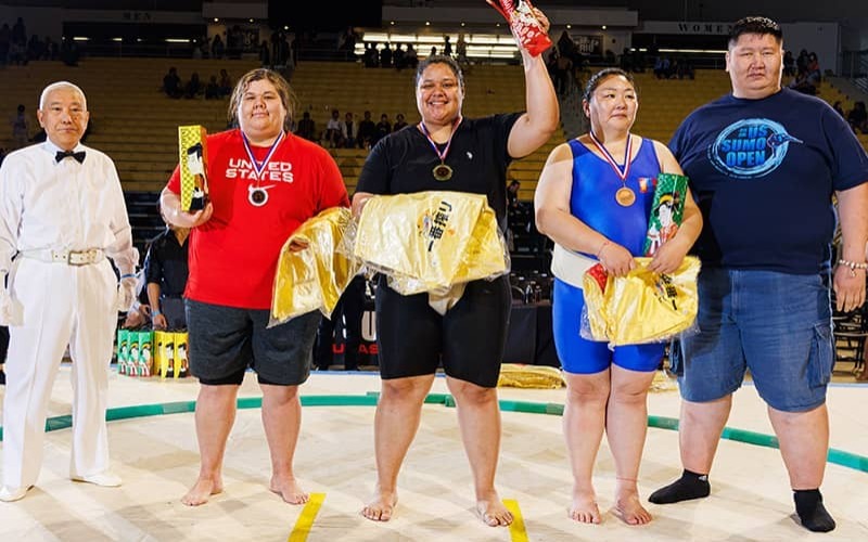 Luchadora venezolana Esmeralda Cedeño se lleva Oro en Open Las Vegas