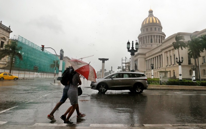 Cuba alista medidas para enfrentar el ciclón Rafael, que afectará a La Habana