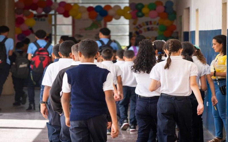 Ministerio de Educación anunció fecha de reinicio de clases para el 7 de enero