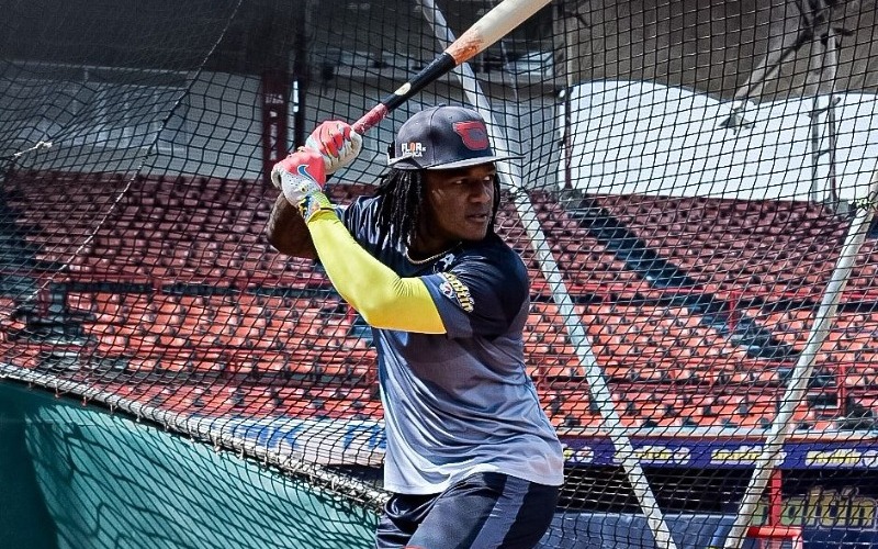 Luisángel Acuña se reporta a los Cardenales y prepara su debut en la LVBP