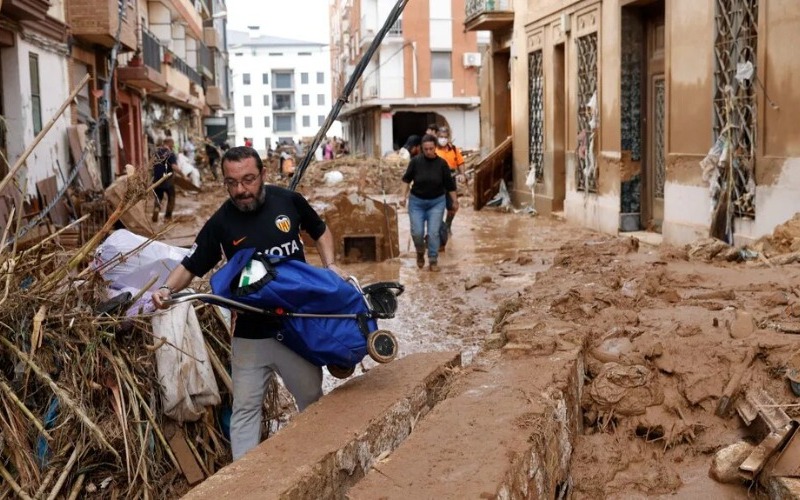 Restablecen el 94 % del suministro eléctrico en España tras el paso de DANA