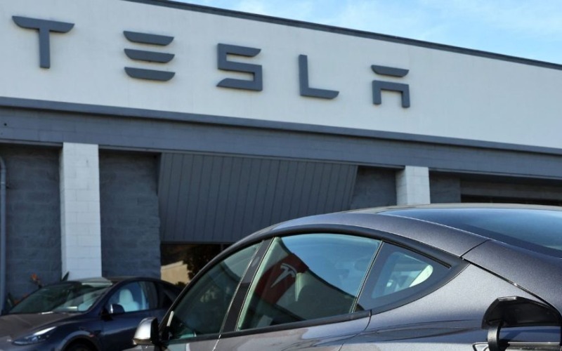 Policía de Canadá investiga el accidente de un Tesla en el que fallecieron cuatro personas