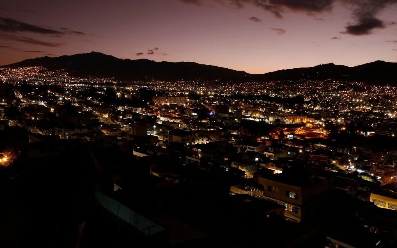 Ecuador tendrá otra semana de apagones de hasta diez horas diarias