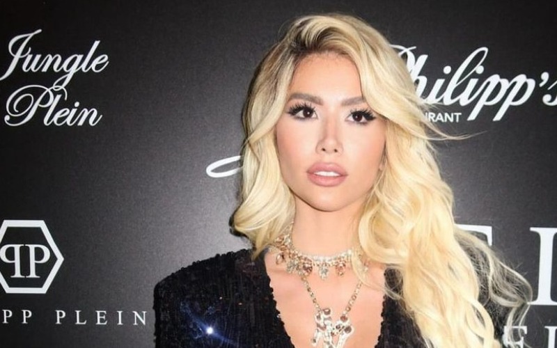 Barbara Castellanos imagen de Philipp Plein en el Milán Fashion Week